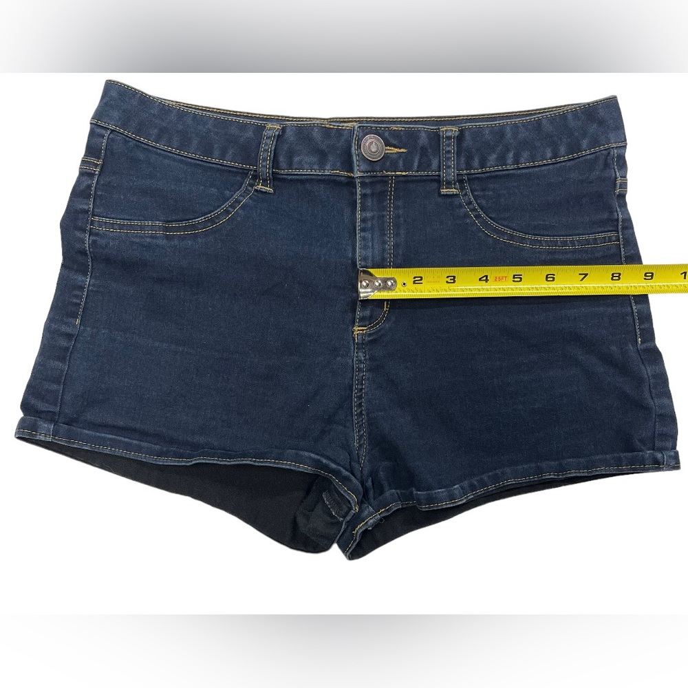 SO size 15 stretchy jean shorts. NWOT. Dark blue color. Pockets on back. - Picture 8 of 10